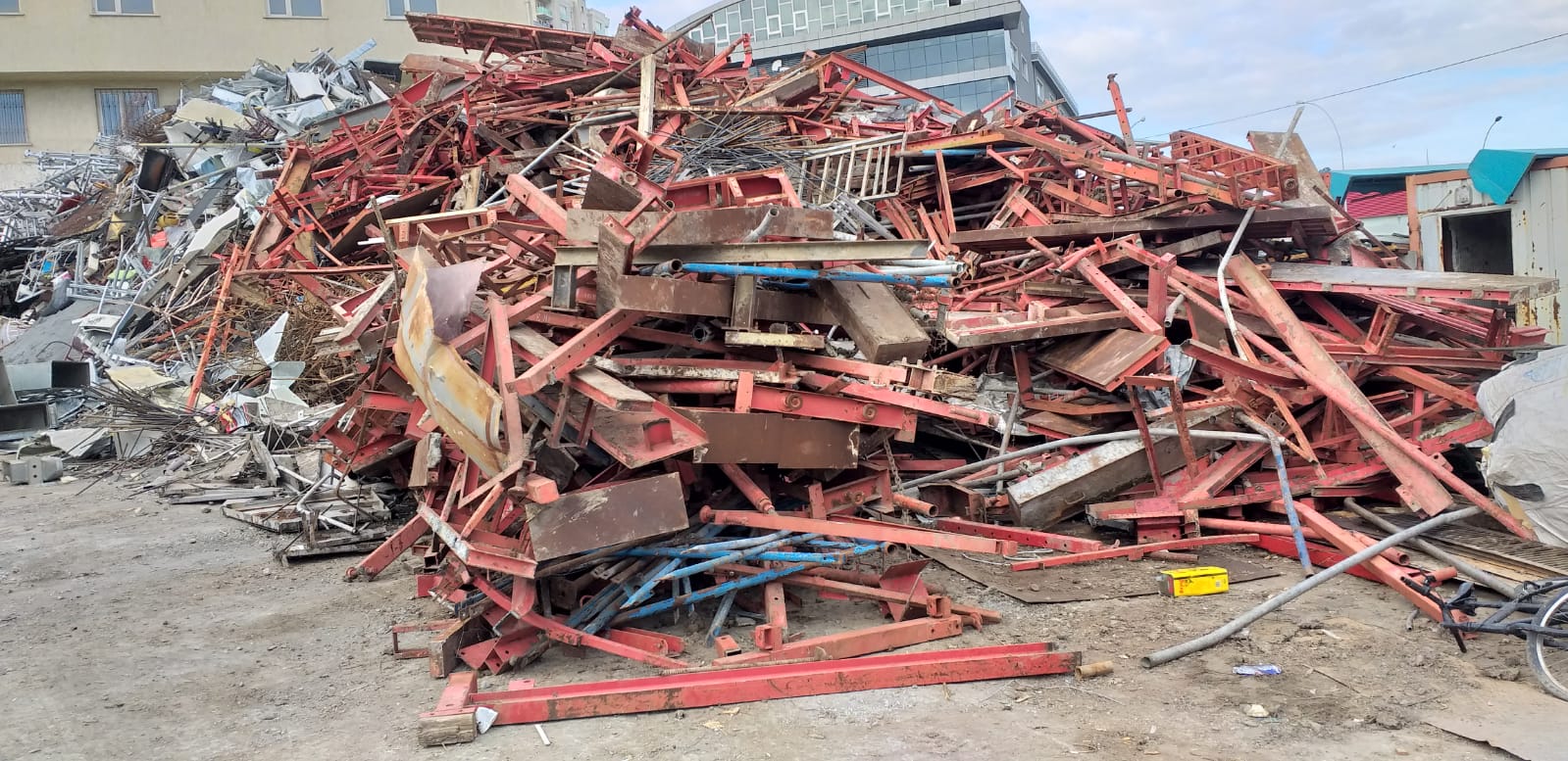 Beylikdüzü Hurdacı - Güncel Hurda Fiyatları - Beylikdüzü Hurda Alımı